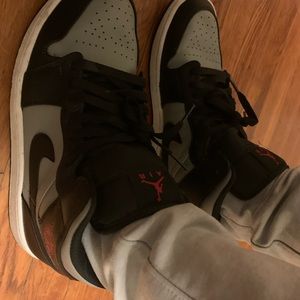 Air Jordan 1 Mid 'Shadow size 10